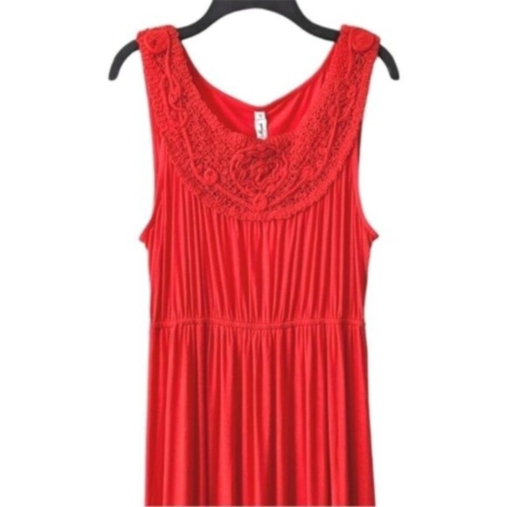 Red Sleeveless Crochet Yoke Maxi Dress - Women